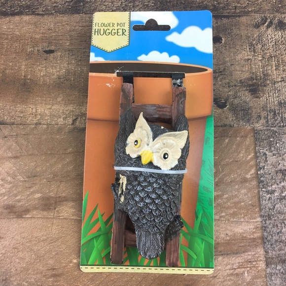 Owl Pot Hugger - Picture 1 of 9
